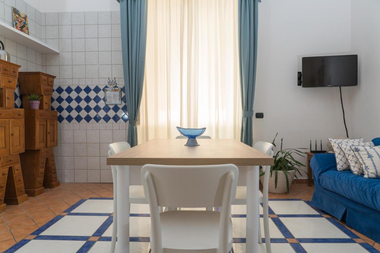 My Place Apartment Castellammare di Stabia Buitenkant foto